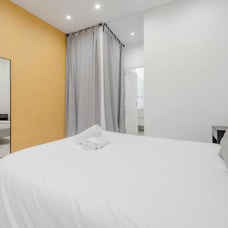 Cool/Soho Style Apt Para 9Pax C/Luciente Madrid Exterior photo