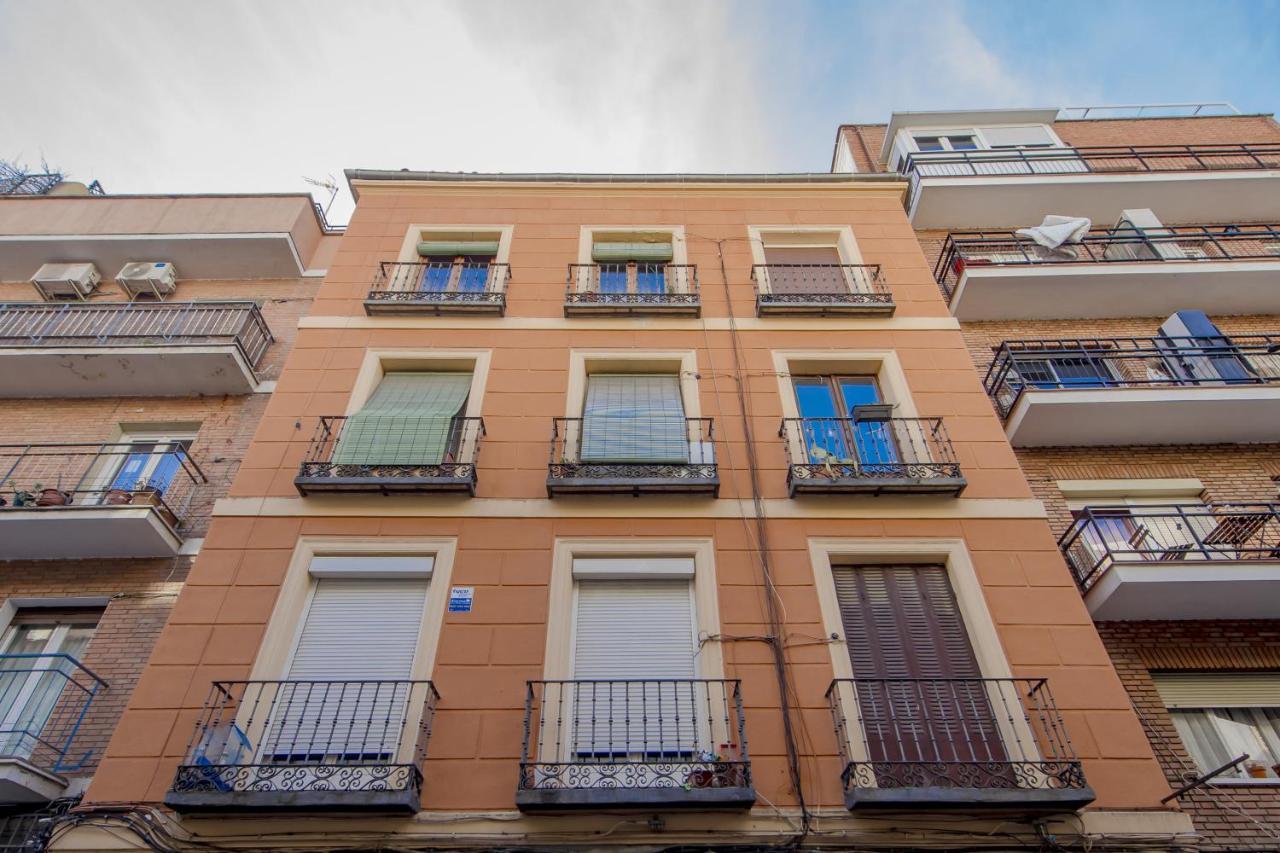 Cool/Soho Style Apt Para 9Pax C/Luciente Madrid Exterior photo